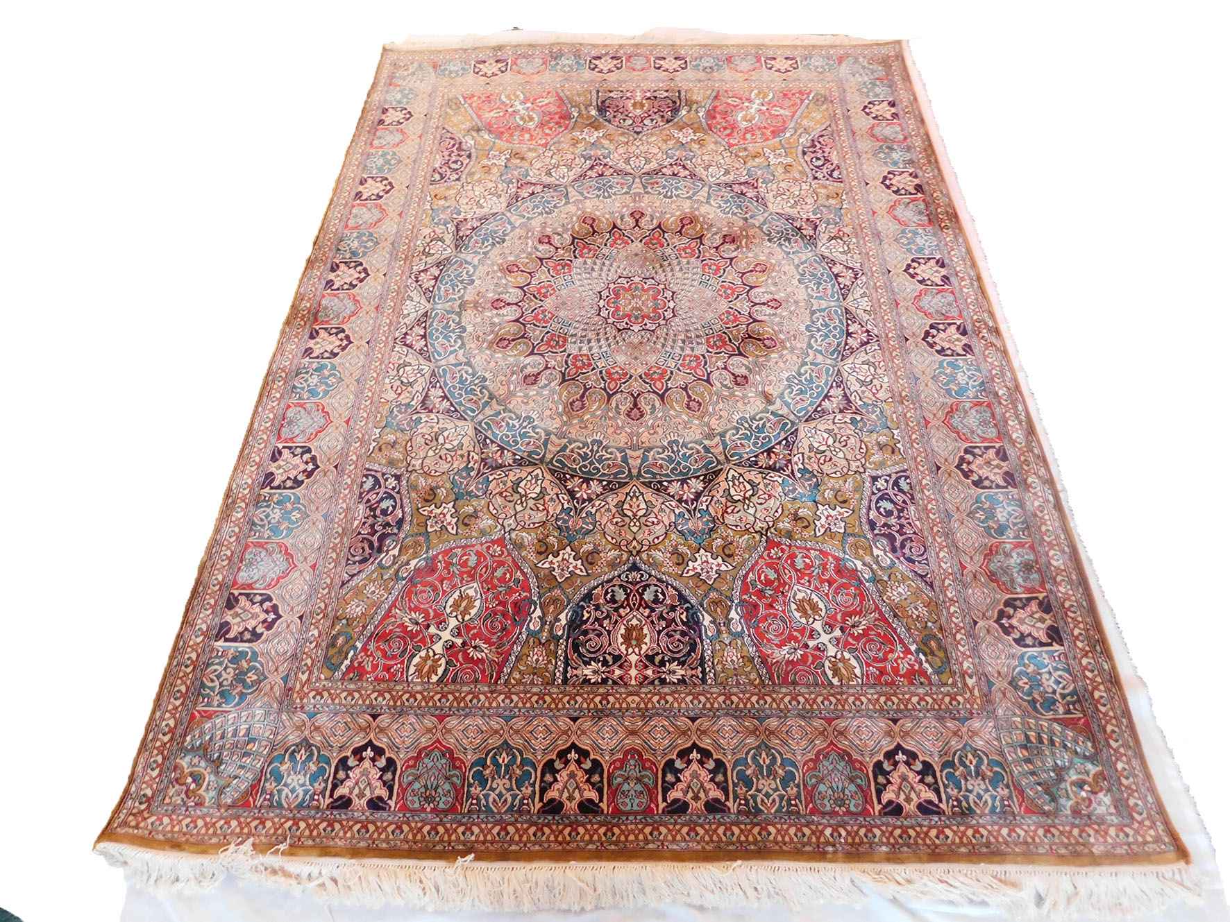 Size 5x 7  feet's Hand-made Carpet (KE 24)