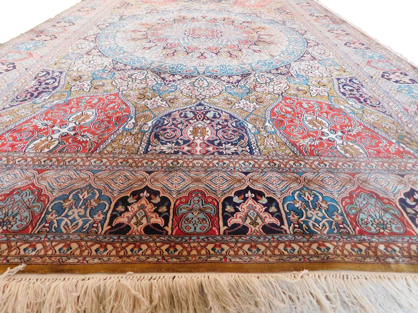 Size 5x 7  feet's Hand-made Carpet (KE 24)