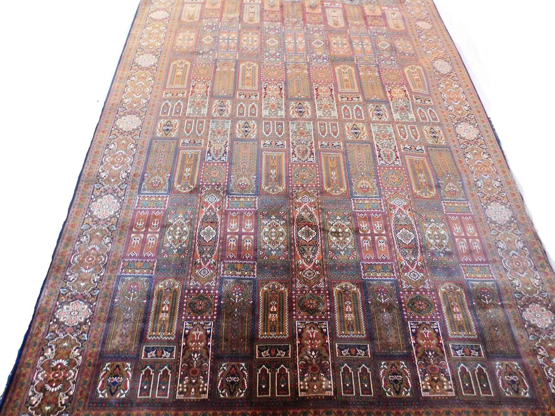 Size 6x 9 feet's Hand-made Carpet (KE 25)