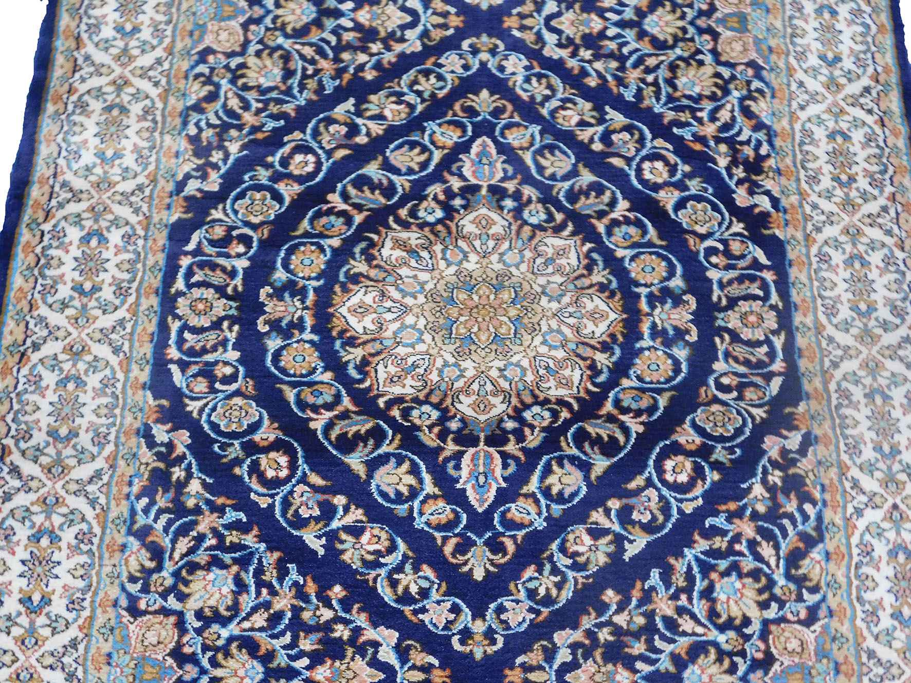  Size 2.5x 10  feet's Hand-made Carpet(Silk on Silk) (KE 29)