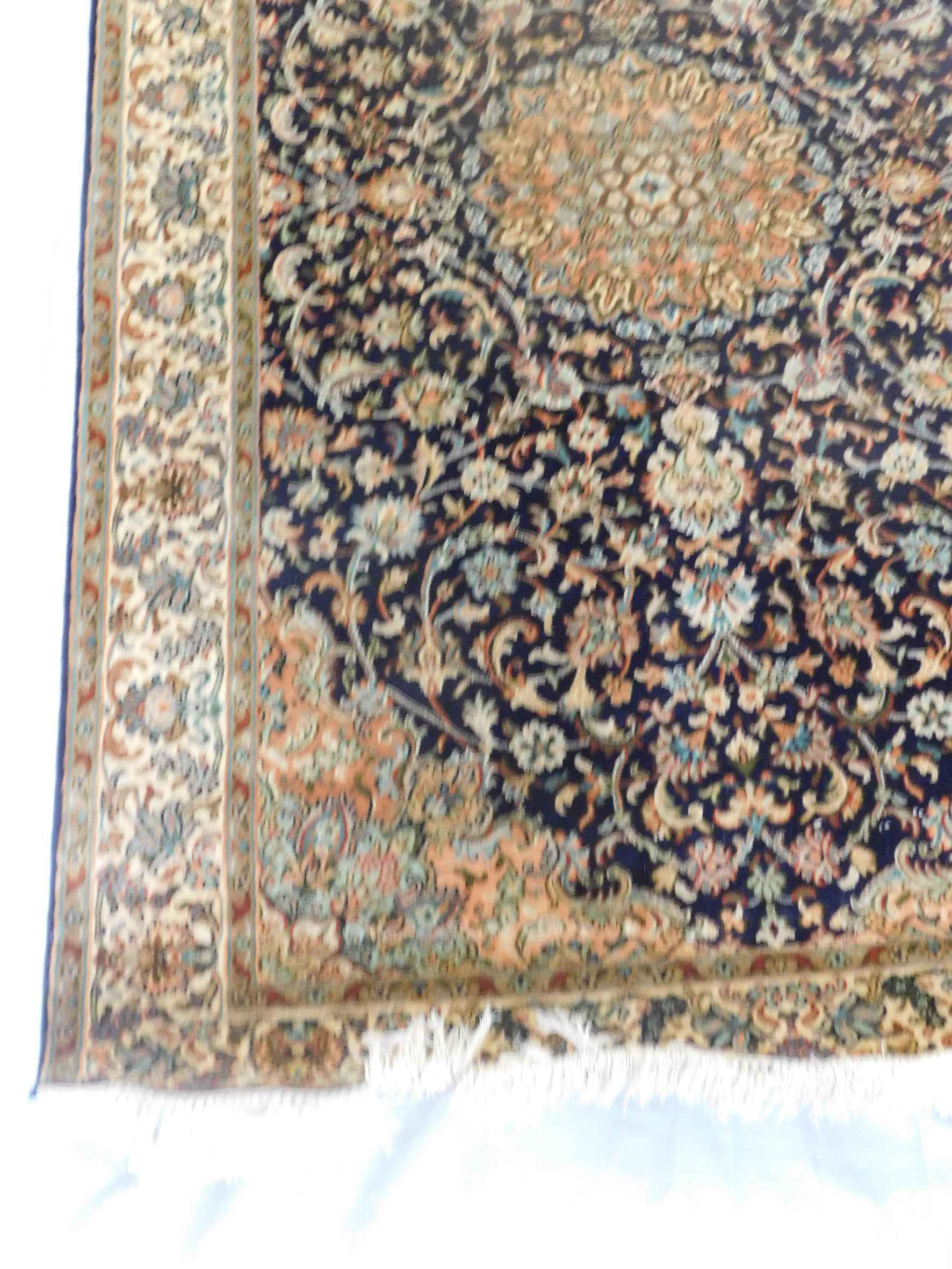 Size 3x 5 feet's Hand-made Carpet (KE 31)