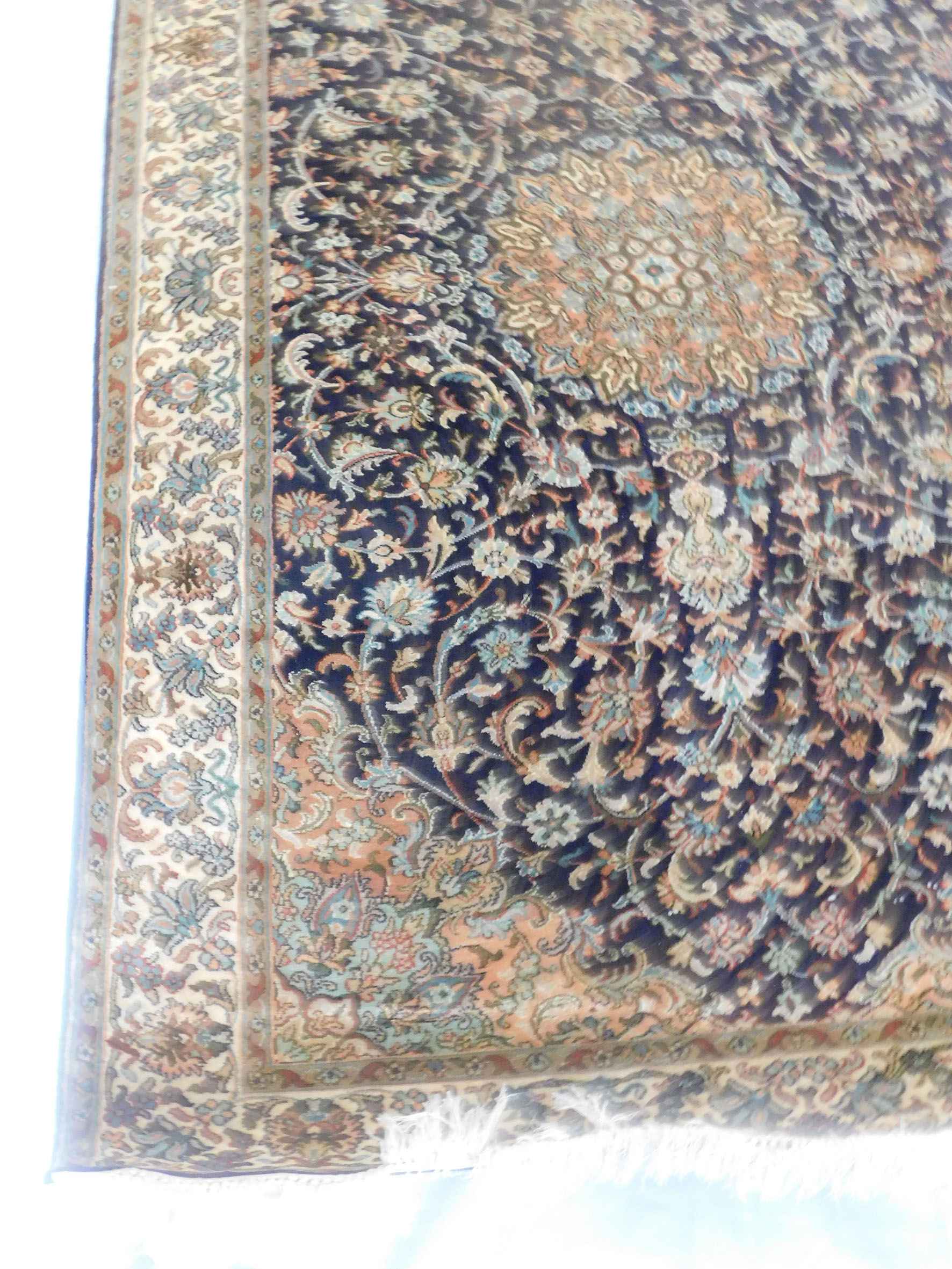 Size 3x 5 feet's Hand-made Carpet (KE 31)