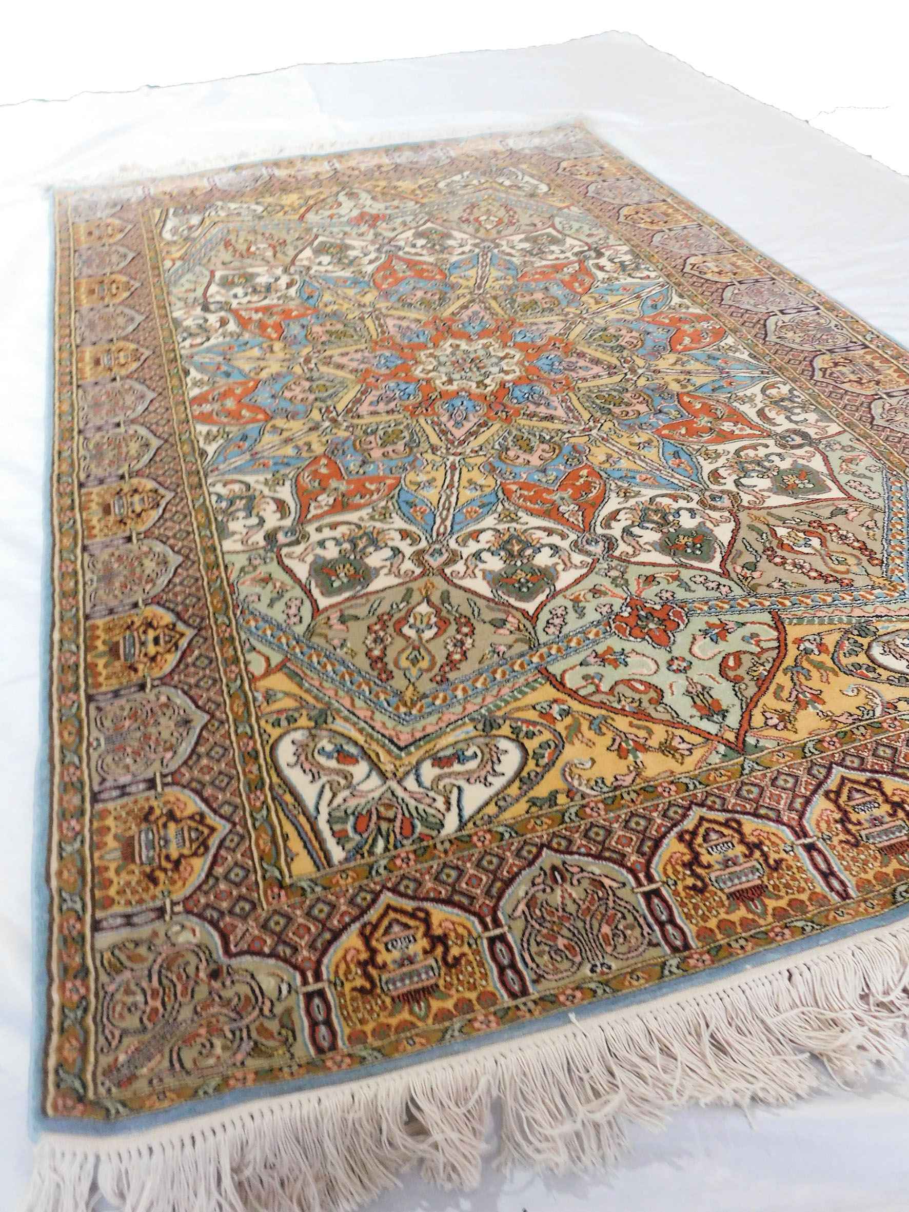 Size 2x 3 feet's Hand-made Carpet(KE 32)