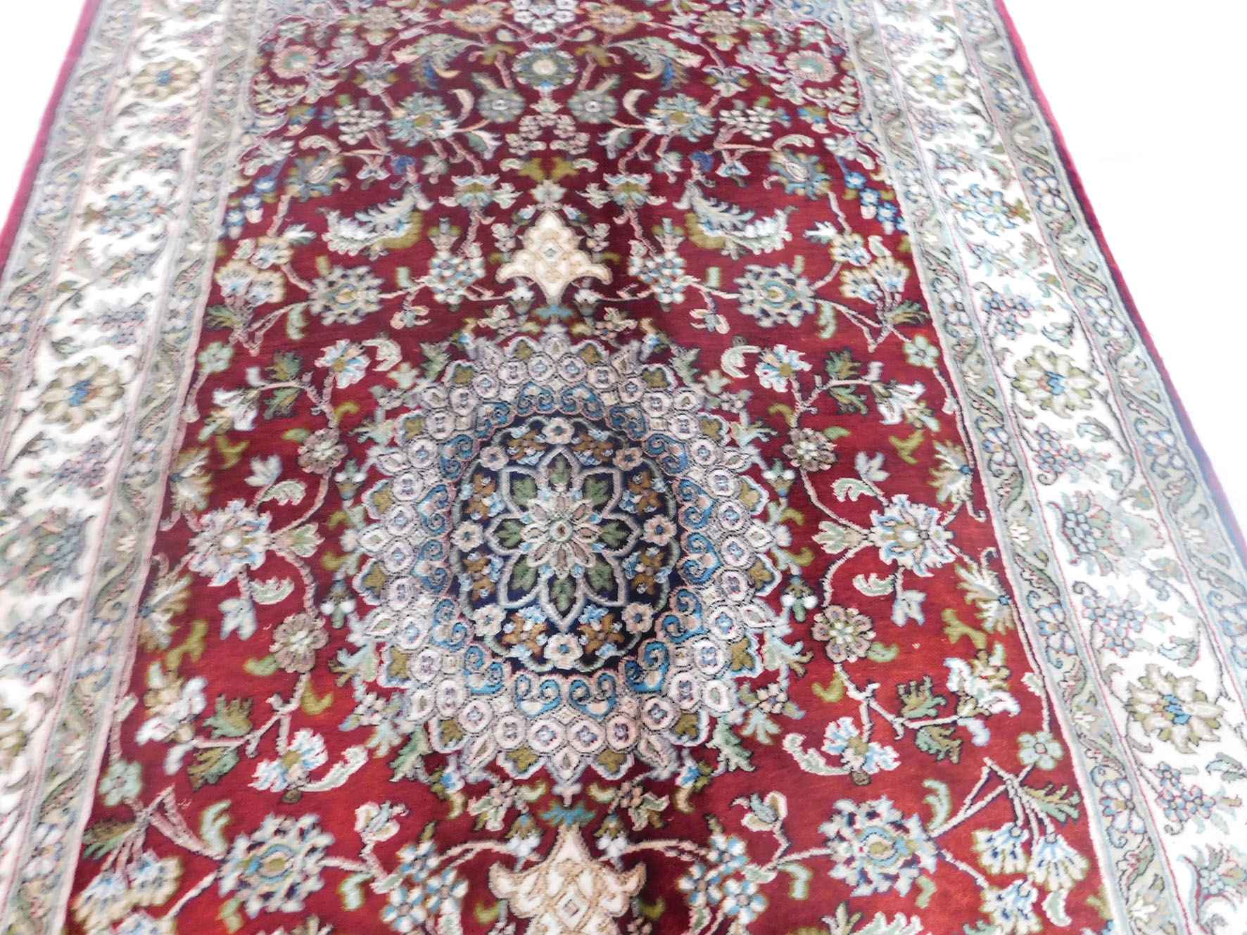 Size 4x 6  feet's Hand-made Carpet(KE 38)