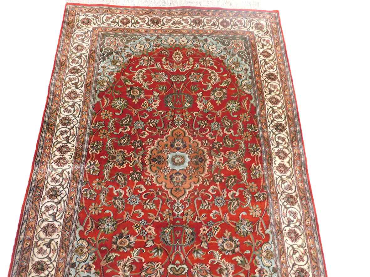 Size 3x 4 feet's Hand-made Carpet(Silk-Weave-Silk-base)-(KE-44)