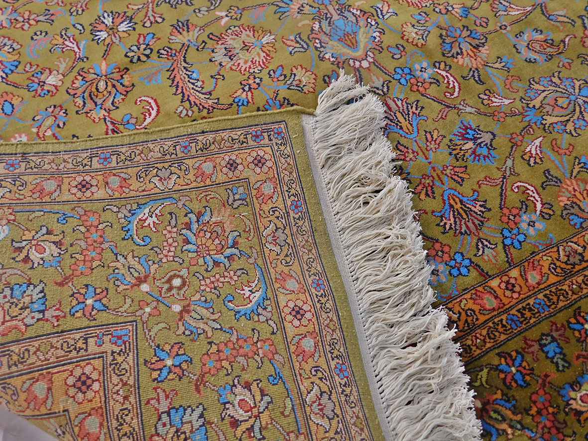 Size 4x 6  feet's Hand-made Carpet(Silk-Weave-Silk-base)-(KE-46)