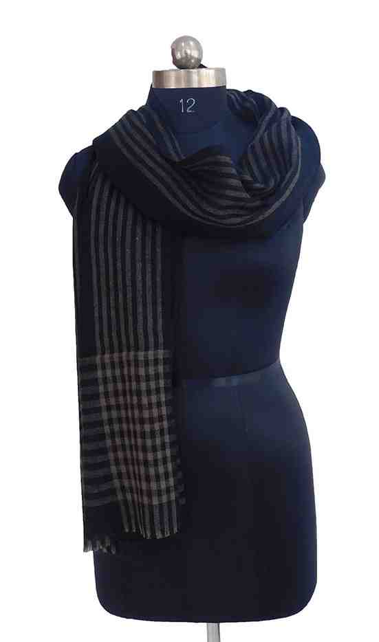 Pashmina-stole- with-strips (KE 23)