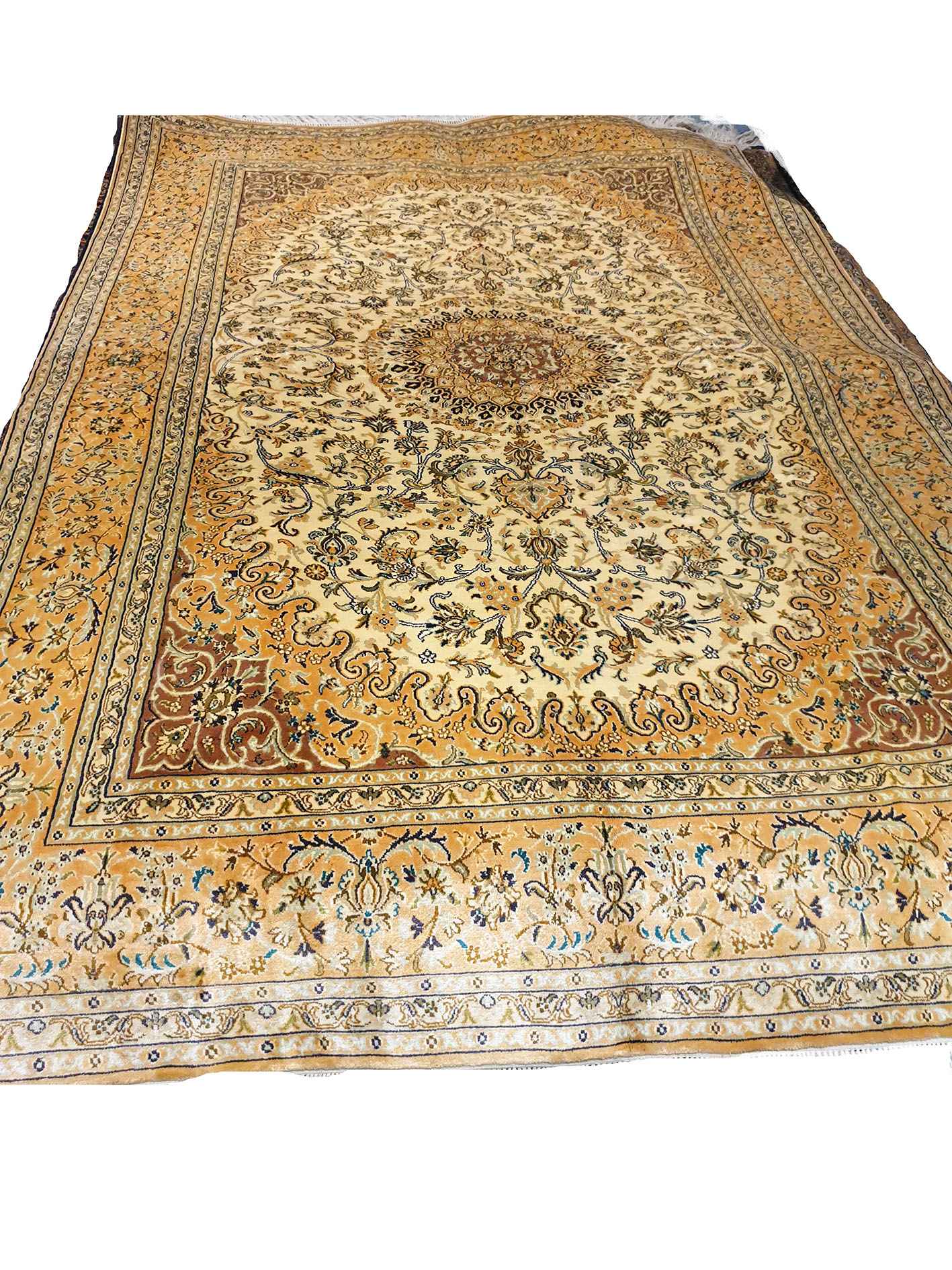 Size 4x 6 feet's Hand-made Carpet(Silk-Weave-Silk-base) (KE-55)