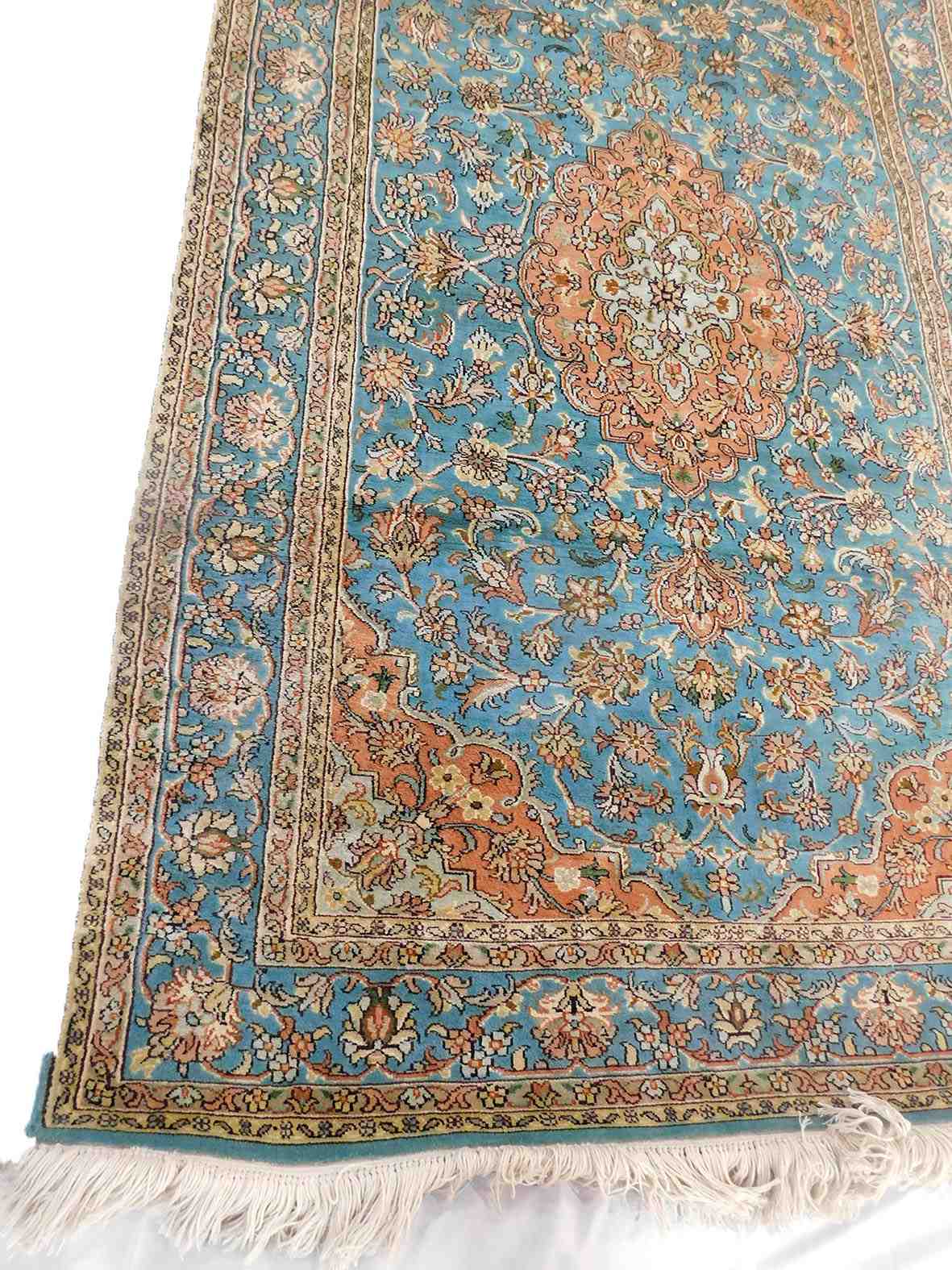 Size 3x 5  feet's Hand-made Carpet(Silk-Weave-Silk-base)-(KE-42)