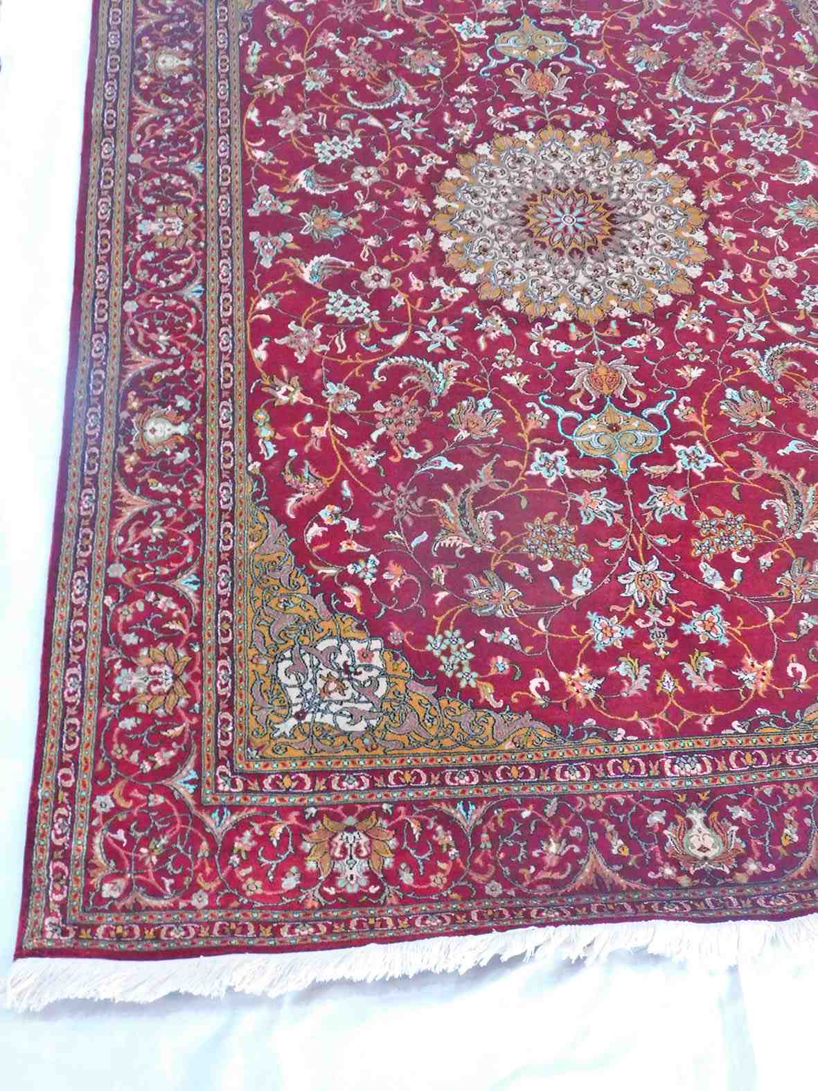 Size 4x6  feet's Hand-made Carpet Silk-Weave-Silk-base)-(KE-47)