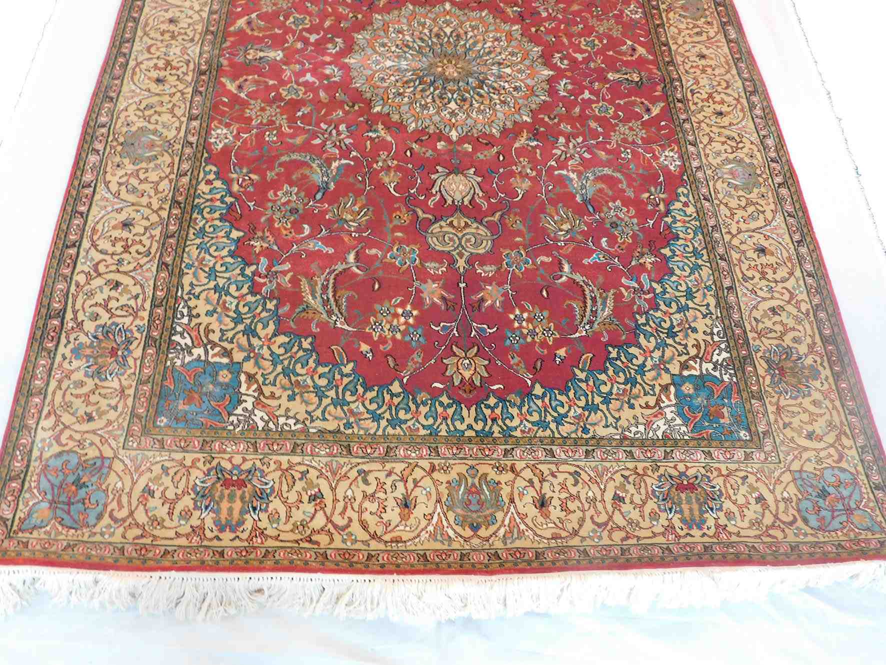 Size 4x 6  feet's Hand-made Carpet(KE 18)