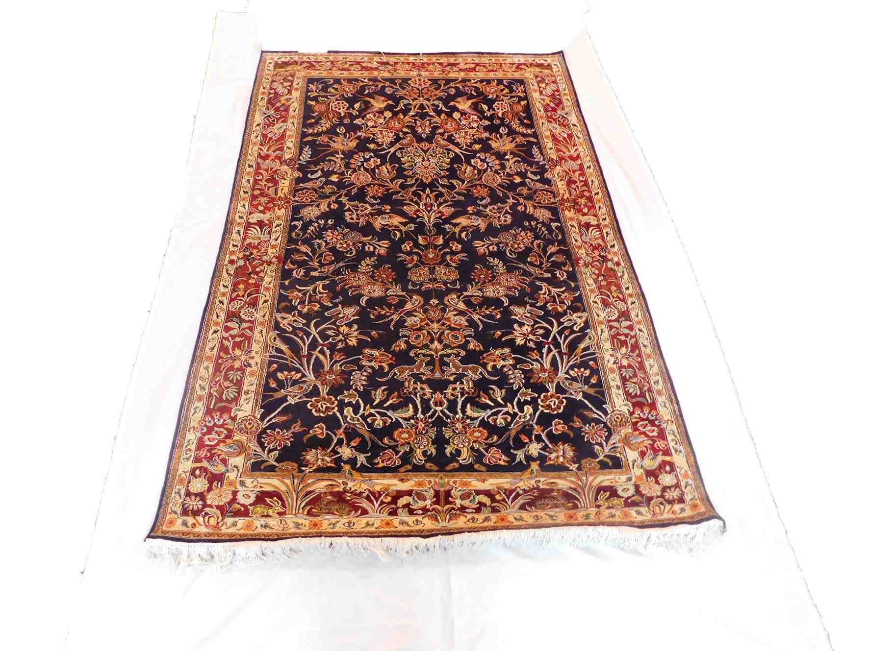 Size 4x 6 feet's Hand-made Carpet(KE 05)